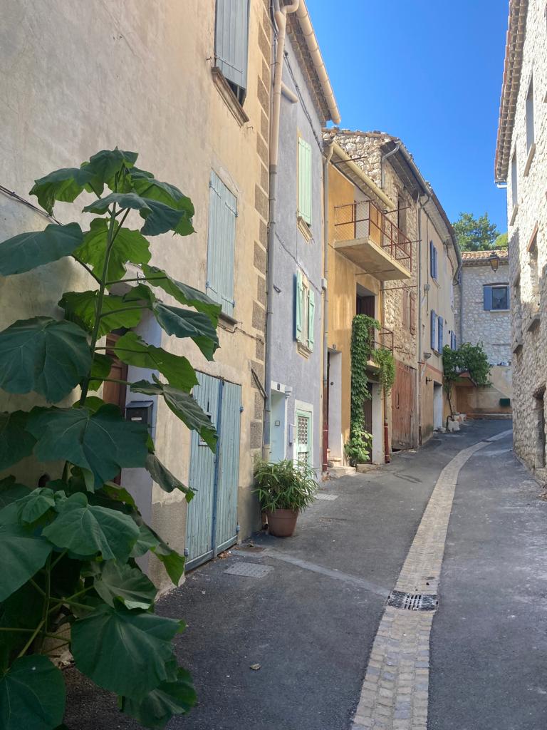 La rue de votre gîte